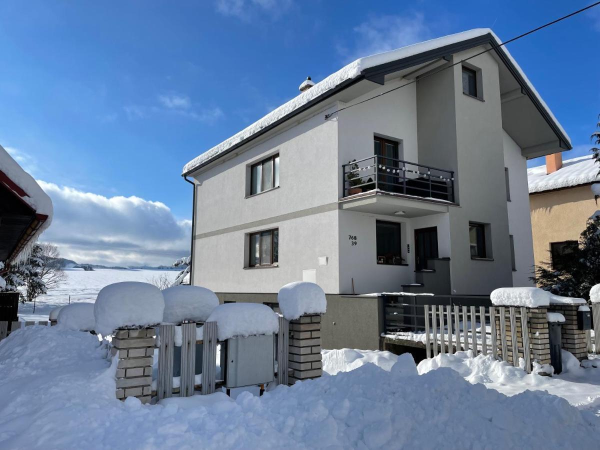 Stylish Apartment Under The Tatras Štrba Exterior foto